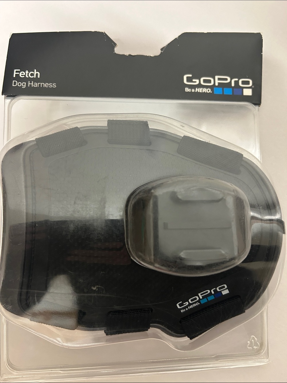 GoPro Black Fetch Dog Harness with Camera Mount fits dogs from 15 to 120lbs